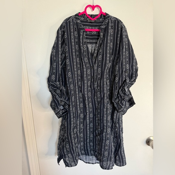 Dear John Dresses & Skirts - Dear John Black and White Patterned Dress